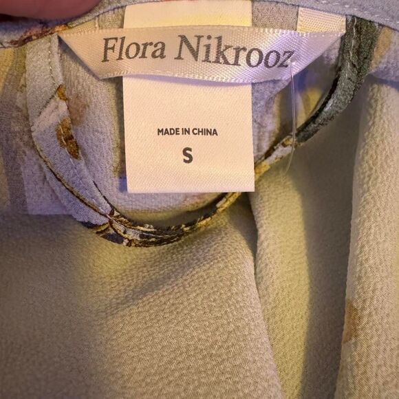 Flora Nikrooz Size Small Floral Satin Robe NWT Light Periwinkle Kimono Style - Picture 3 of 7